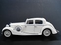 1:43 Oxford Jaguar SS 2.5 Litre Saloon 1939 Crema. Subida por indexqwest